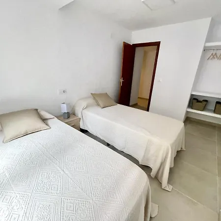 Apartamento En El Puerto Con Terraza *