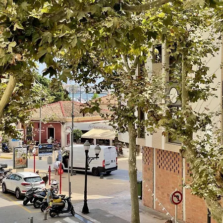 Apartamento En El Puerto Con Terraza Denia